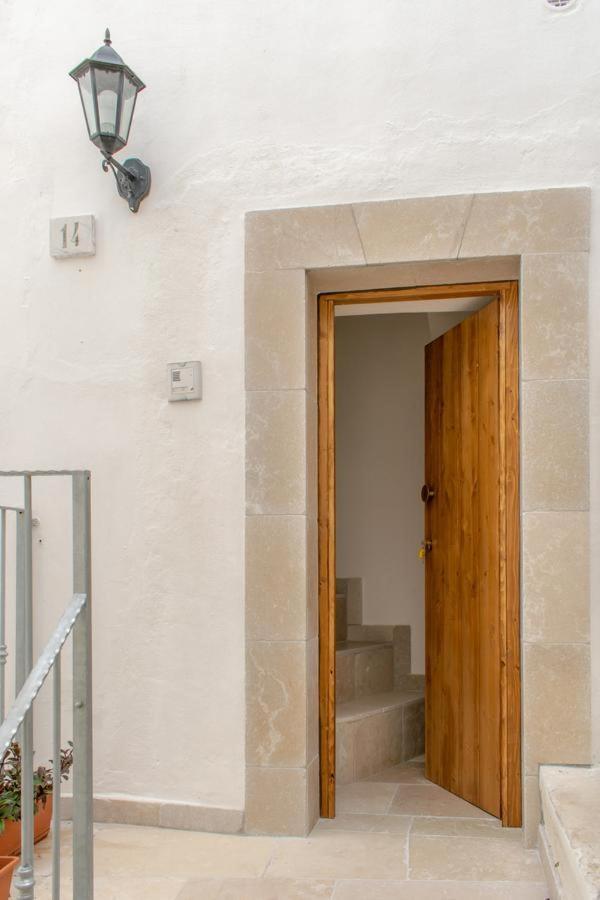 Amari'S Home Ostuni Exterior foto